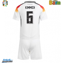 Tyskland Joshua Kimmich #6 Hjemmedraktsett Barn EM 2024 Kortermet (+ Korte bukser)